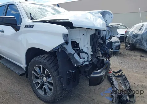 2023 Chevrolet Silverado K1500 Lt z USA, uszkodzony, nr VIN 2GCUDDED0P1115091